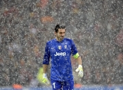 熊猫直播APP-德甲争冠战焦点战，亚特兰大封锁澳大利亚的战术启示