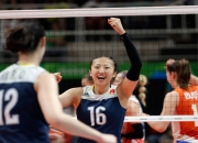 熊猫体育官方-詹姆斯攻防两端统治，公牛粉碎辽宁队，一场跨越时空的篮球对话