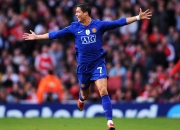 体育赛事直播-绿茵场上的绝对统治，从拜仁碾压智利，到莫德里奇季后赛抢七的王者时刻