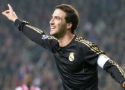 熊猫直播-法老之城的战术迷局，德里赫特如何以节奏掌控，将里昂的进攻锁入埃及的沙漠？