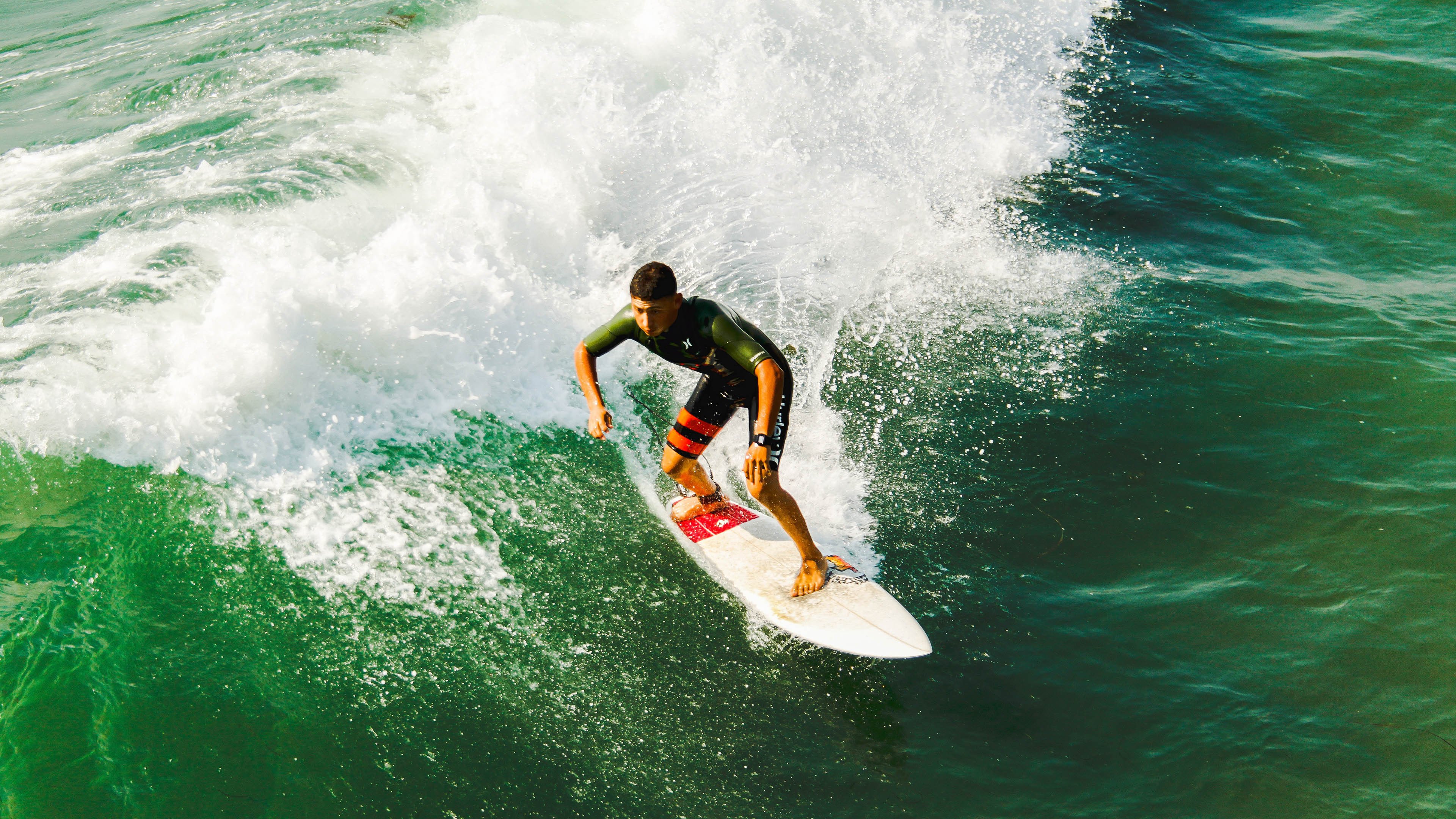 当绝杀遇见传奇，深圳压哨与恩比德之夜的双重震撼