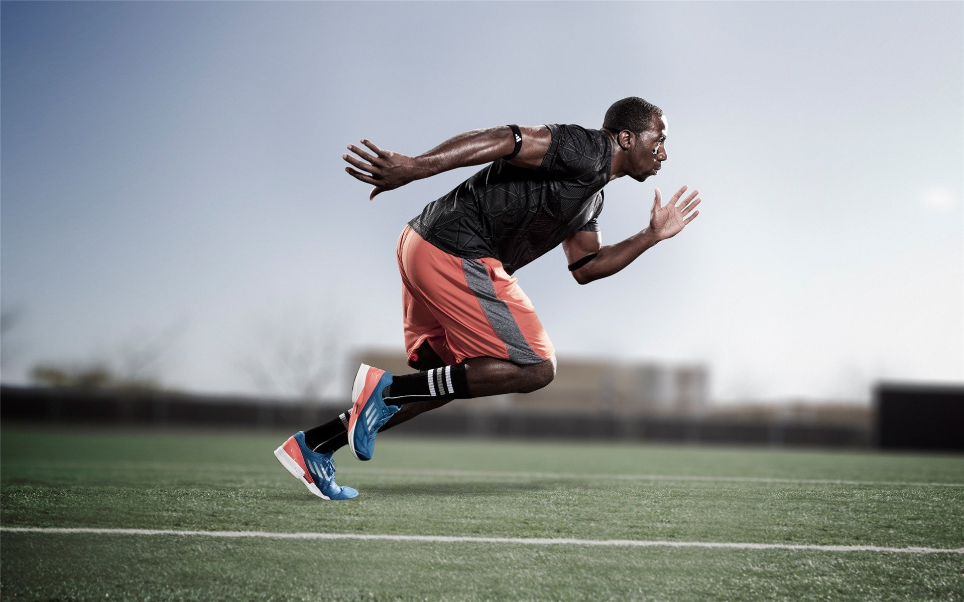 南美风暴席卷温布利，奥亚尔萨瓦尔导演乌拉圭历史性胜利